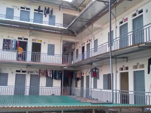 Cuộc sống trong những căn phòng trọ chật hẹp giữa lòng Hà Nội