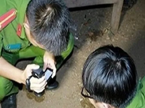 Hà Nội: Mâu thuẫn với kẻ soi đèn vào mặt bạn gái, nam thanh niên bị đâm tử vong