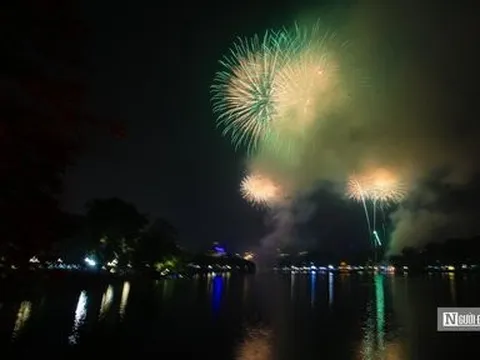 Hà Nội bắn pháo hoa kỷ niệm 70 năm Ngày Giải phóng Thủ đô