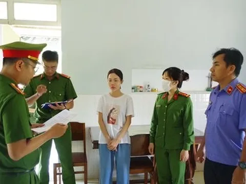 Giả doanh nhân thành đạt để lừa đảo, người phụ nữ bị bắt tạm giam