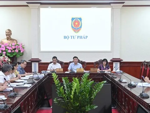 Nghiên cứu phương án 'một luật sửa nhiều luật' theo thủ tục rút gọn