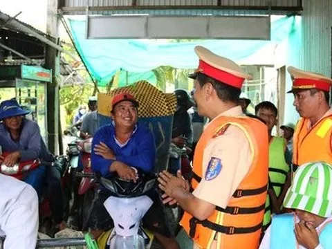 Bạc Liêu: Bảo đảm an toàn giao thông đường thủy trong mùa mưa bão