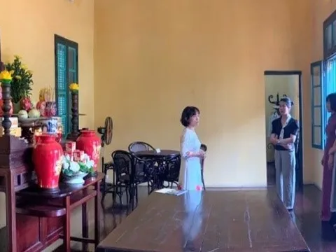 Thăm nơi Bác Hồ viết “Lời kêu gọi toàn quốc kháng chiến” tại làng lụa Vạn Phúc