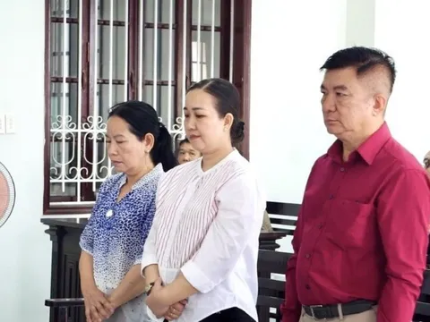 Gây thiệt hại hơn 12 tỉ đồng, cựu giám đốc BVĐK Vĩnh Long lãnh tù treo