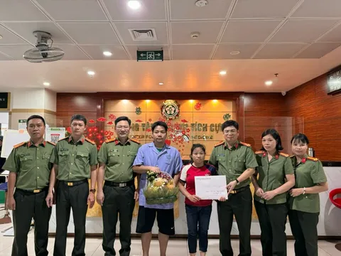 Ấm áp nghĩa tình đồng đội