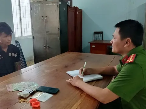 Quảng Ngãi: Bắt đối tượng cướp giật tài sản lấy tiền sắm vàng