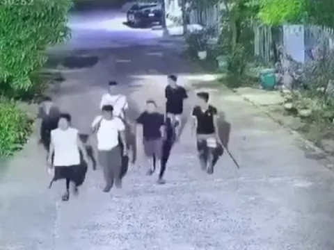 Hai nhóm thanh niên giải quyết mâu thuẫn trong đêm, một người tử vong