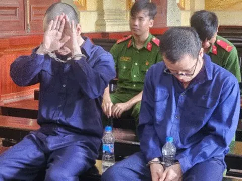 Nhóm tổ chức cho các người mẫu, chân dài “đi khách” lãnh án