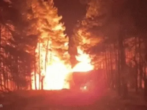 Tên lửa Nga phô diễn uy lực, khí tài đắt đỏ Ukraine “gục ngã” ở Odessa