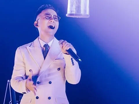 “Anh trai vượt ngàn chông gai”: Tiến Đạt bùng nổ sau 10 năm vắng bóng