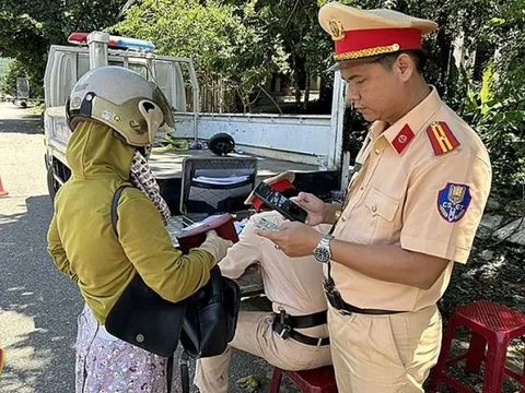 6 tháng: Phạt hơn 2,1 triệu trường hợp vi phạm giao thông, phạt tiền hơn 4 nghìn tỷ đồng