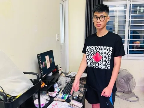 Huế: Bắt 7 nam thanh niên chiếm đoạt tài sản của hơn 200 người