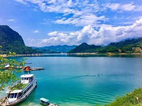 Khu du lịch hồ Hòa Bình: Điểm đến nghỉ dưỡng hấp dẫn