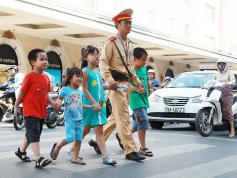 Vai trò của báo Đảng trong tuyên truyền xây dựng Người Hà Nội thanh lịch, văn minh