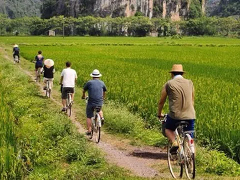 Hai thách thức lớn nhất để ngành du lịch "chuyển đổi xanh"