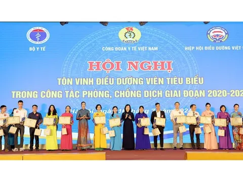 Tôn vinh 135 điều dưỡng tiêu biểu cả nước