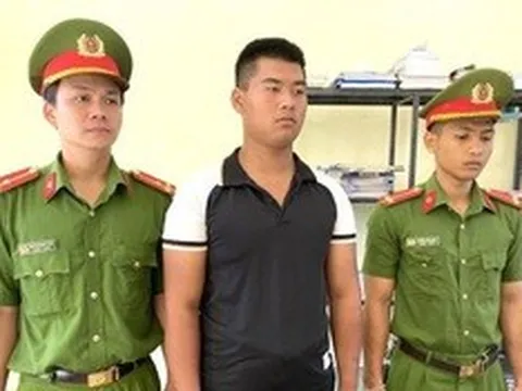 Tài xế đâm CSGT đang làm nhiệm vụ, chủ xe bị khởi tố