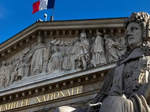 Cuộc bỏ phiếu quan trọng đầu tiên tại Quốc hội Pháp khóa mới