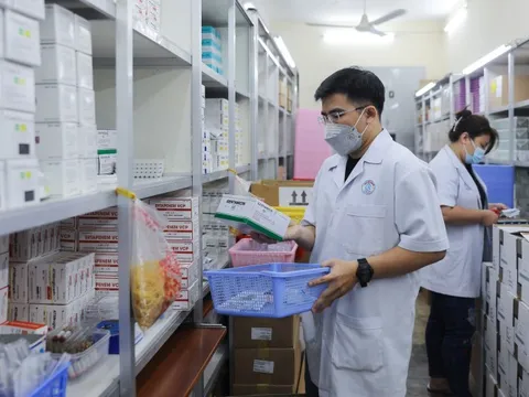 Người đứng đầu chịu trách nhiệm nếu để thiếu thuốc, vật tư, thiết bị y tế