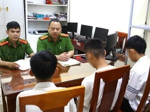 Ngăn chặn ném đá lên tàu hỏa để đảm bảo an toàn giao thông đường sắt