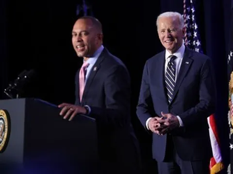 Nhà Trắng bác khả năng Tổng thống Biden từ chức "ngay lập tức"