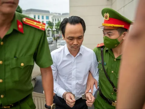 Xét xử cựu Chủ tịch FLC Trịnh Văn Quyết, tòa triệu tập gần 100.000 người đến tòa