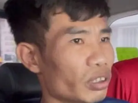 Bắt kẻ dùng ô tô trộm hàng loạt nắp cống ở Hà Nội