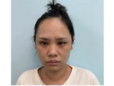 Khởi tố cô gái trẻ đánh tráo két sắt, "khoắng" kim cương, vàng của chị họ