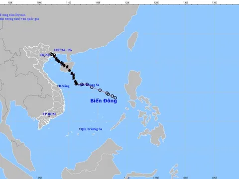 Bão số 2 suy yếu thành vùng áp thấp; mưa lớn ở miền Bắc còn phức tạp
