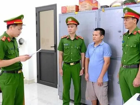 Hà Tĩnh: Khởi tố tài xế cố tình đâm xe vào lực lượng CSGT