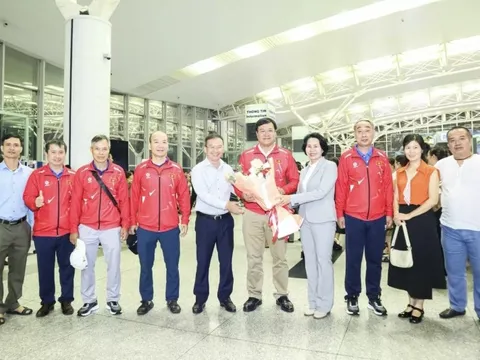 Đoàn thể thao Việt Nam lên đường sang Paris dự Olympic