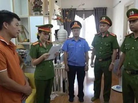 Bắt giam 1 trưởng ban quản trị khu chung cư vì tham ô tài sản