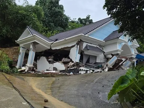 Sập căn biệt thự tiền tỷ ở huyện Quốc Oai, Hà Nội