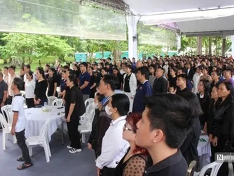 Tp.Hồ Chí Minh: Người dân trang nghiêm theo dõi lễ truy điệu Tổng Bí thư Nguyễn Phú Trọng