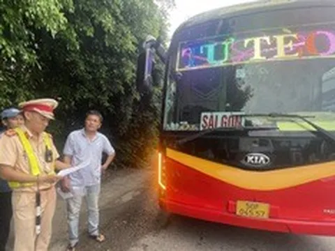 Chủ tịch tỉnh Bình Định chỉ đạo kiểm tra, xử lý hoạt động kinh doanh vận tải hành khách