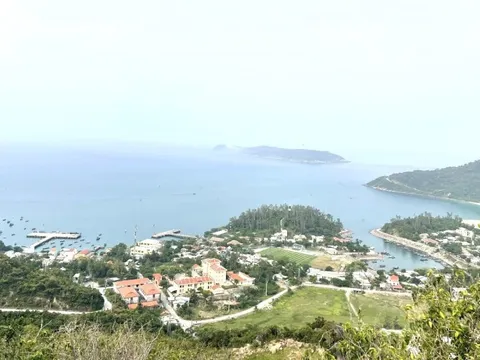 Bảo tồn đa dạng sinh học, thúc đẩy phát triển bền vững vùng biển miền Trung