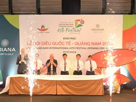 Lễ hội diều quốc tế Quảng Nam quy tụ hàng trăm loại diều tranh tài