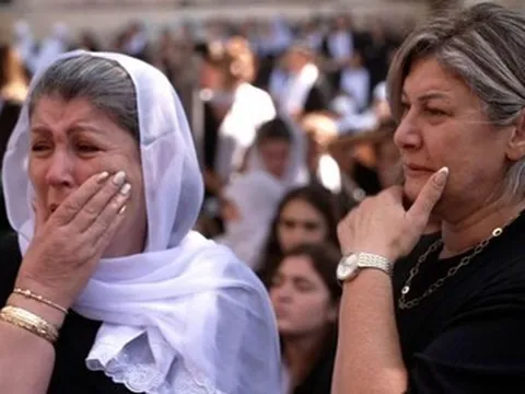 "Chúng chỉ là những đứa trẻ. Chúng đã làm gì sai?"