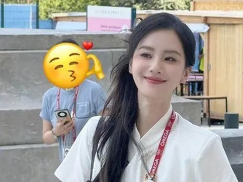 Nhan sắc mỹ nhân gây sốt khi đi xem đấu kiếm tại Olympic Paris 2024