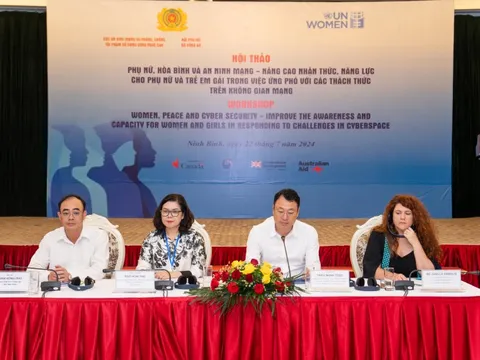 Giúp phụ nữ ứng phó với bạo lực trên không gian mạng