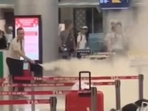 Cảng HKQT Tân Sơn Nhất nói gì về vụ nổ pin dự phòng ở sân bay?