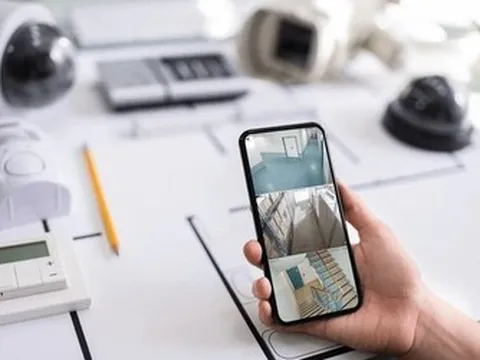 Nghi giúp việc ăn cắp, người phụ nữ lắp camera rồi phát hiện sự thật "động trời"