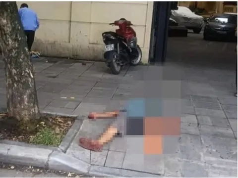 Bắt giữ kẻ chém gục người đàn ông trên phố Hà Nội