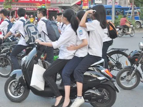 Sẽ lồng ghép kiến thức pháp luật giao thông vào chương trình dạy học