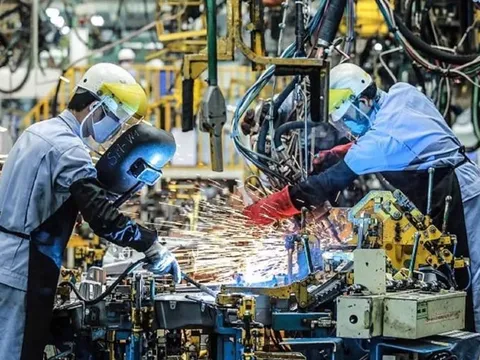 S&P Global: PMI của ngành sản xuất Việt Nam tăng nhanh nhất 13 năm