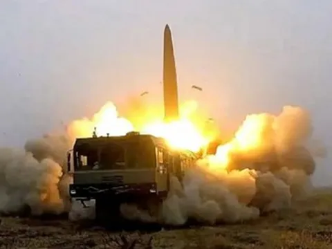 Nga tấn công trong đêm, nổ lớn ở nhiều khu vực, mục tiêu quân sự chiến lược Ukraine bị phá hủy