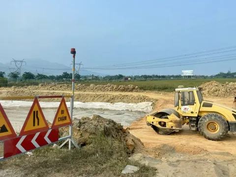 Đà Nẵng nêu lý do chậm giải phóng mặt bằng dự án cao tốc Hòa Liên-Túy Loan