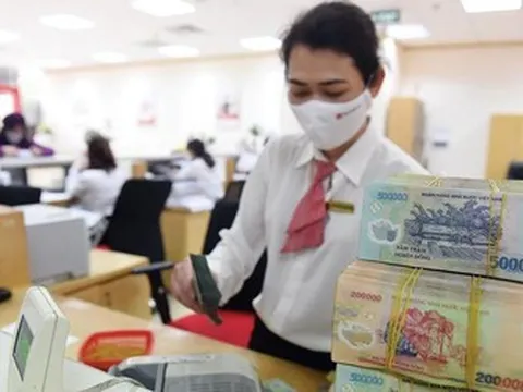 Nhiều ngân hàng cắt giảm chi phí dự phòng trong khi nợ xấu tăng