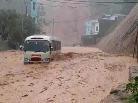 Bộ Giao thông vận tải công bố tình huống thiên tai khẩn cấp tại Hà Giang