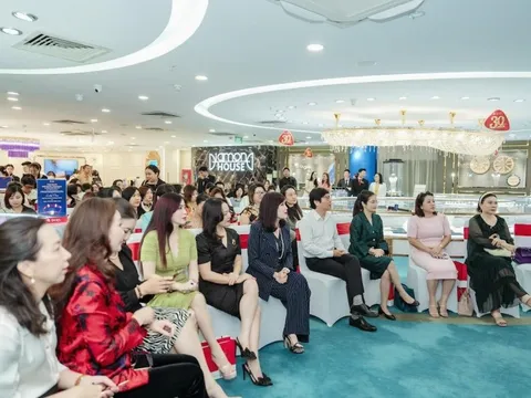 Tỏa sáng khí chất lãnh đạo: từ kỹ năng đến diện mạo